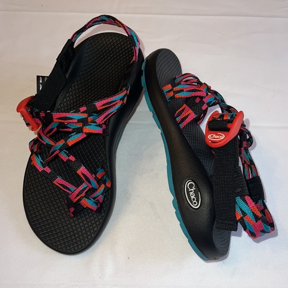 ⭐️ Chaco Sandals - Picture 10 of 10